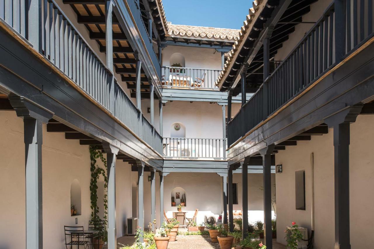 Oasis En El Centro De Sevilla Buitenkant foto